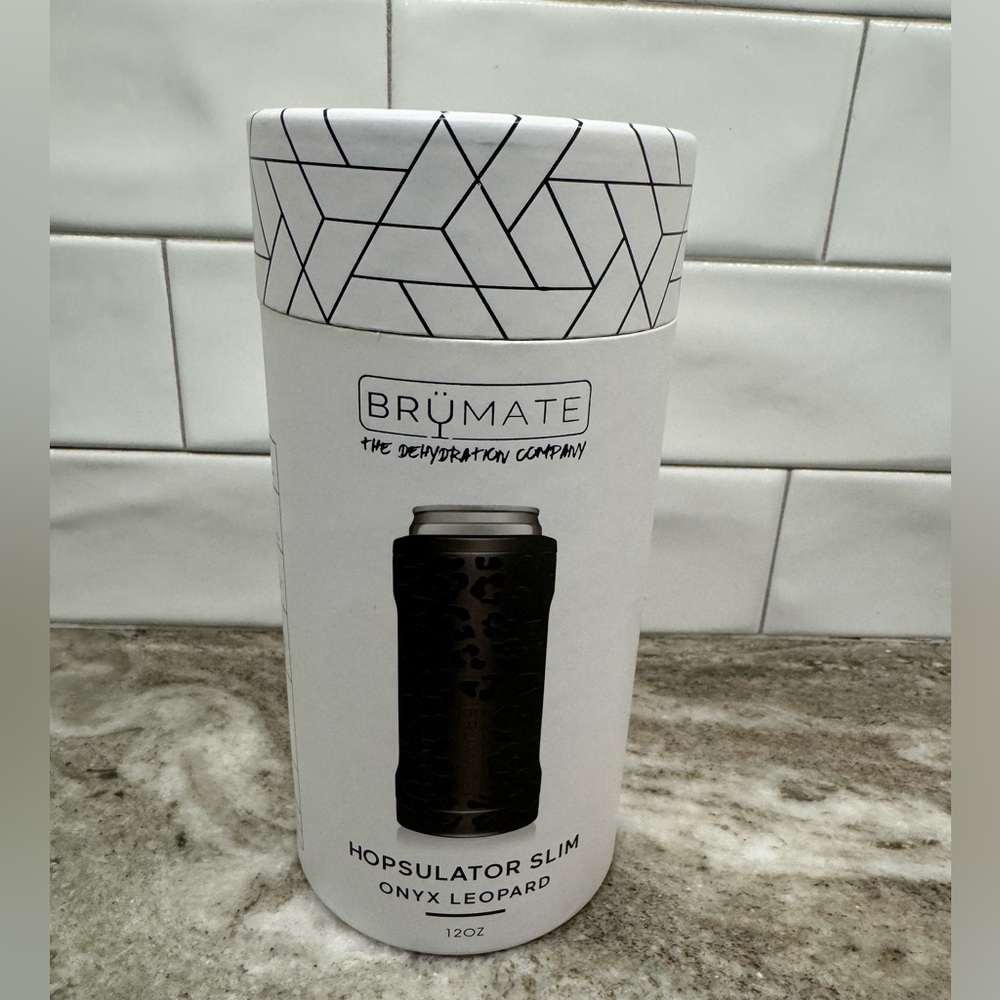 Brumate Hopsulator Slim in Onyx Leopard